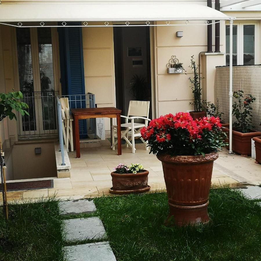 Cb House Holiday Pietrasanta Luaran gambar